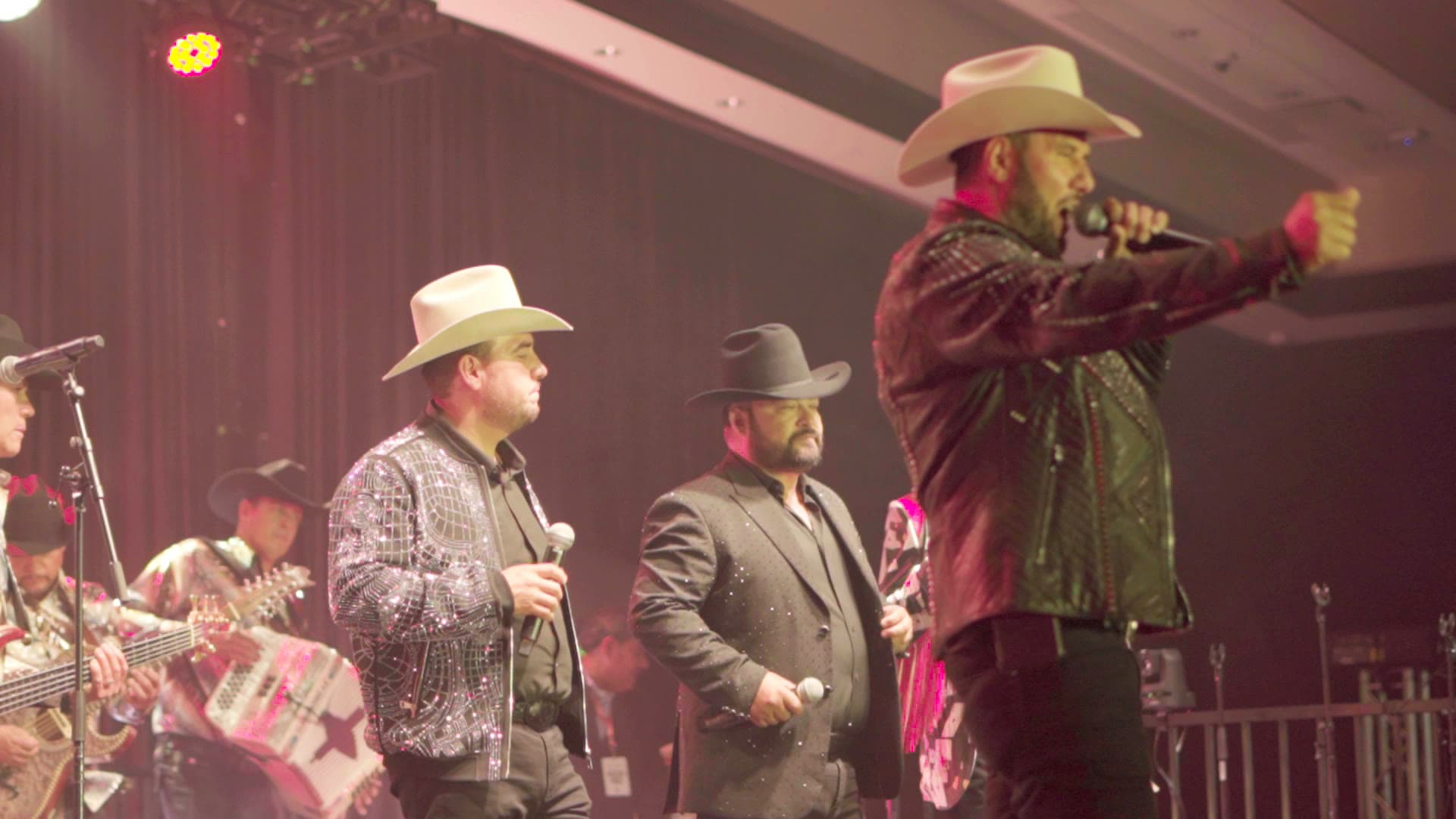 Viva La Sierra Tour — Soboba Casino — foto 11